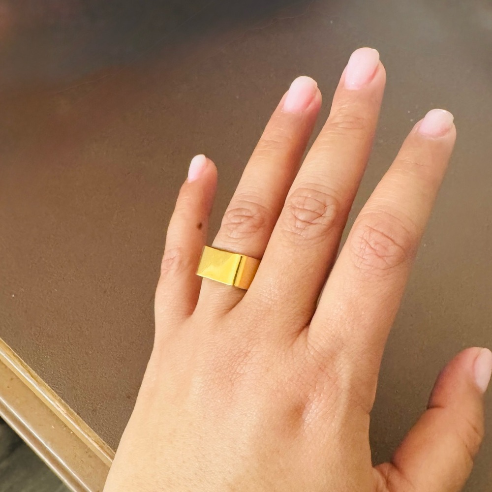 Miranda Frye - cigar style square ring - Picture 6 of 6